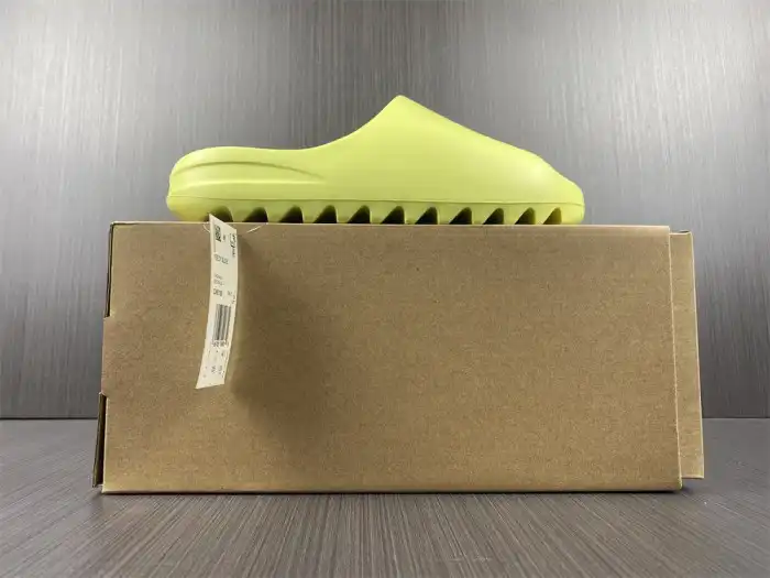 Kick Theory Duluth Adidas Yeezy Slide Green GX6138 0122