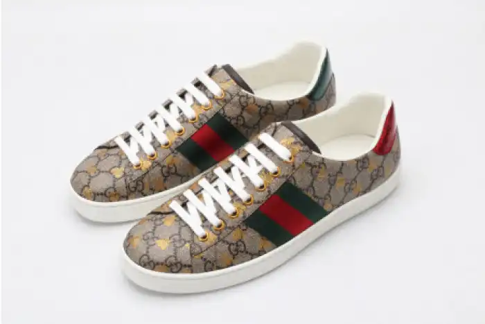 Kick Theory Duluth GUCC ACE EMBROIDERED LOW-TOP SNEAKER 548950 9N020 8465 0128