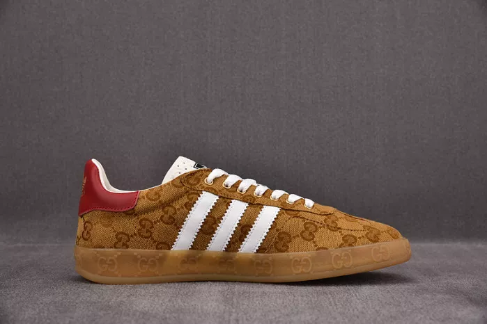 Adidas x Gucci Gazelle Sneaker Golden 0113