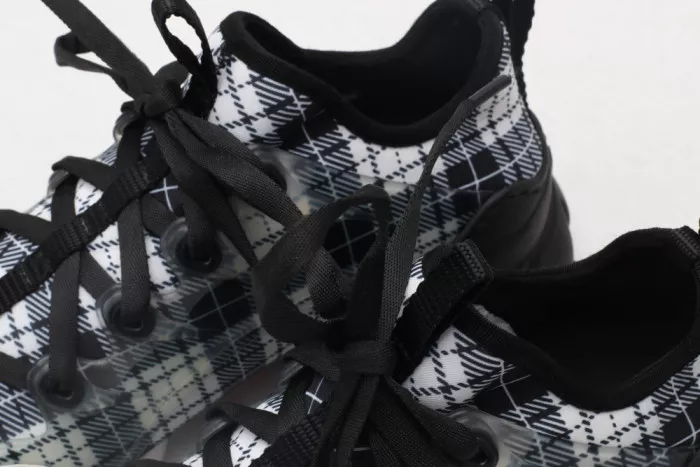 DR-CONNECT BLACK PLAID 0115