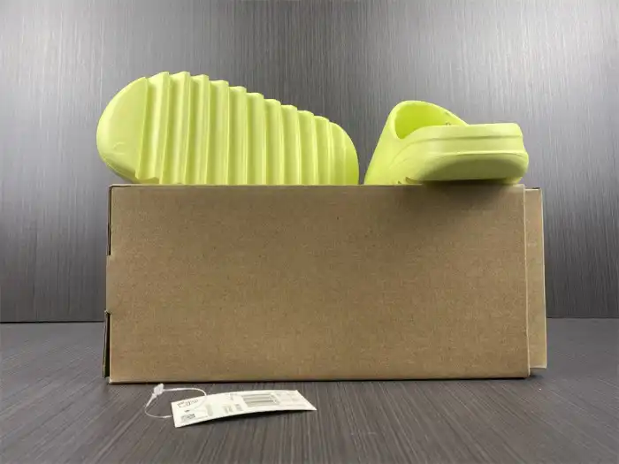 Kick Theory Duluth Adidas Yeezy Slide Green GX6138 0122