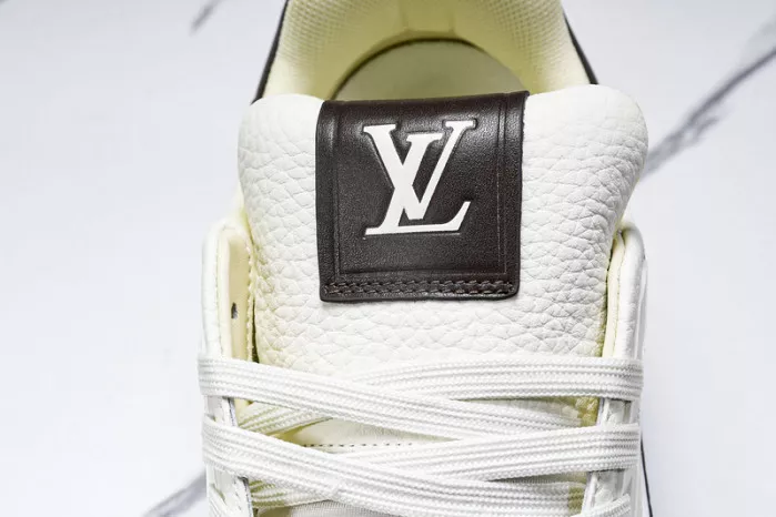 Kick Theory LV TRAINER SNEAKER 24051006 0119