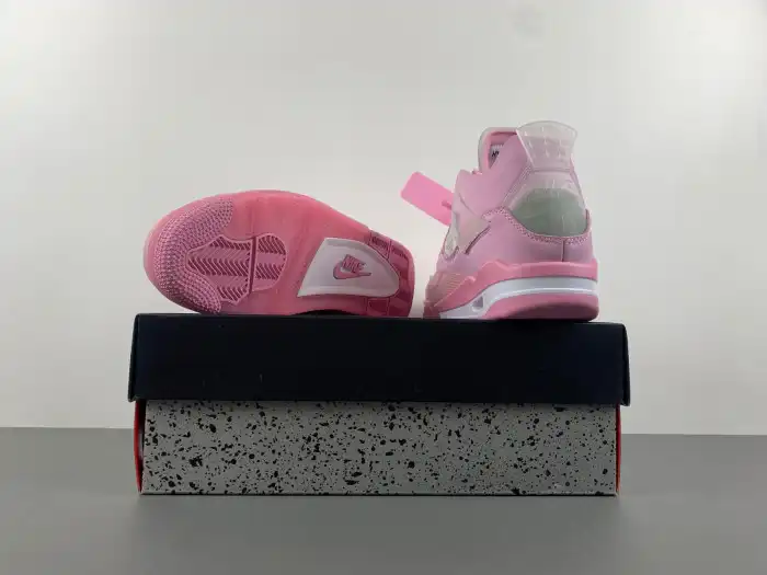 Kick Theory OFF-WHITE X JORDAN 4 PINK 0124