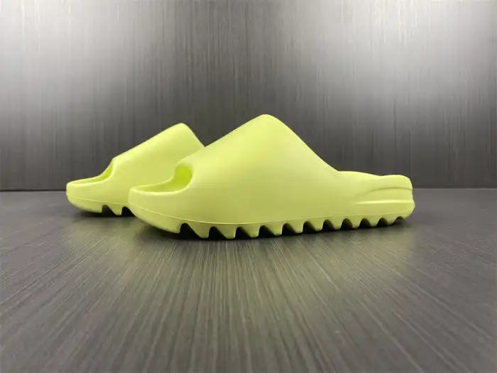 Kick Theory Duluth Adidas Yeezy Slide Green GX6138 0122