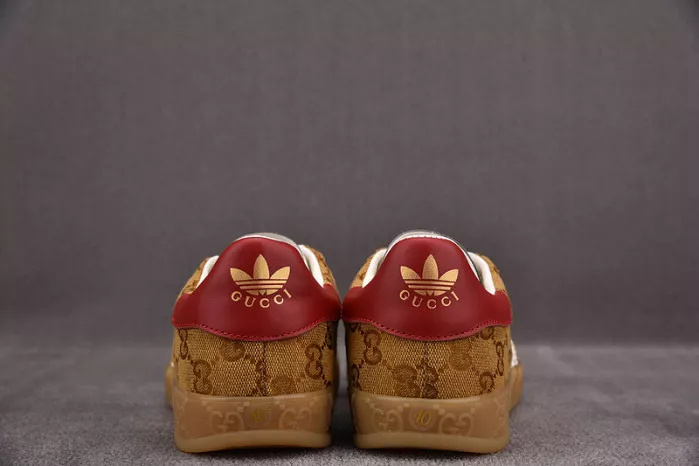 Adidas x Gucci Gazelle Sneaker Golden 0113