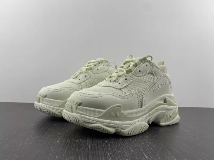 BLCG TRIPLE S SNEAKER 524039 W2CR5 9001 0113