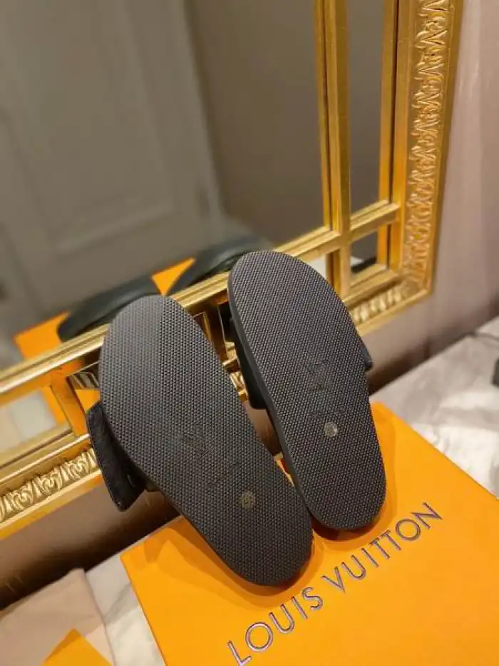 Kick Theory Duluth LV SLIPPERS 0129