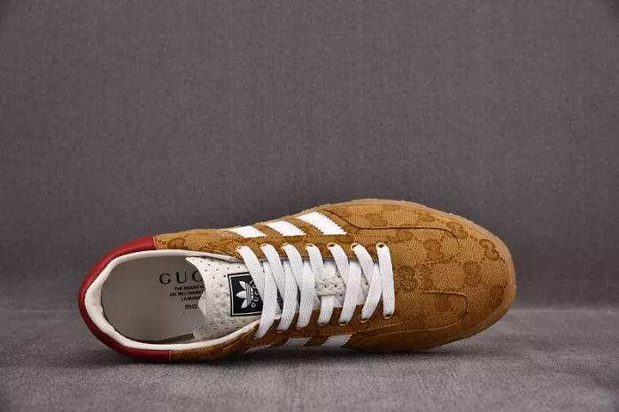 Adidas x Gucci Gazelle Sneaker Golden 0113