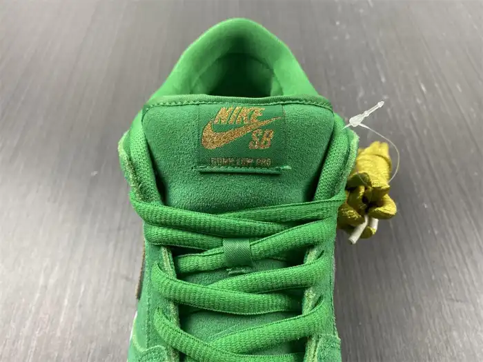 Kick Theory Nike SB Dunk Low St. Patricks Day BQ6817-303 0130