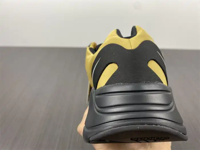 Kick Theory Duluth Yeezy Boost 700 MNVN 'Honey Flux' GZ0717 0206