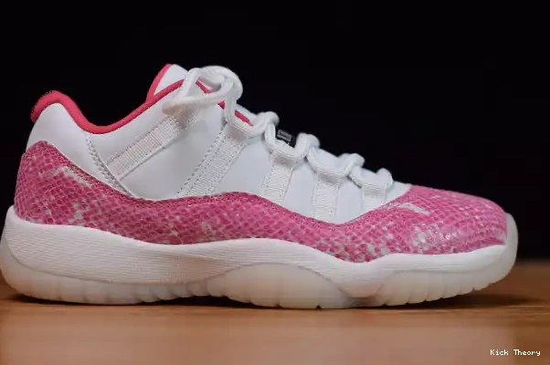 Kick Theory Duluth Snakeskin WMNS Low Air Pink AH7860-106 Jordan 11 0221