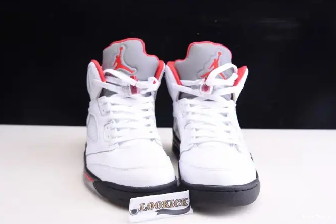 Kick Theory Red Retro (2020) 5 Jordan DA1911-102 Silver Air Fire Tongue 0227