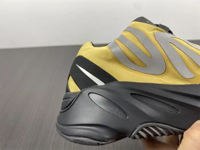 Kick Theory Duluth Yeezy Boost 700 MNVN 'Honey Flux' GZ0717 0206