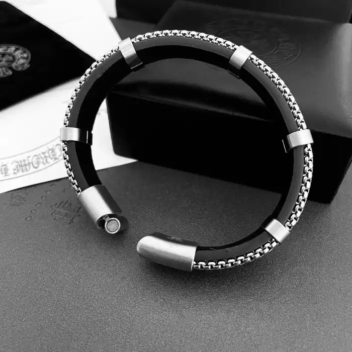 Kick Theory Duluth Chrome He@rts Bracelet 0202