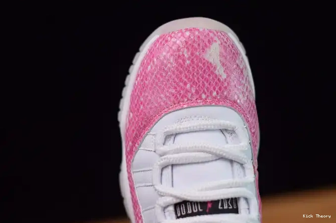 Kick Theory Duluth Snakeskin WMNS Low Air Pink AH7860-106 Jordan 11 0221