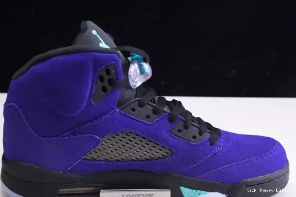 Kick Theory Jordan Grape 5 Air 136027-500 Alternate Retro 0218