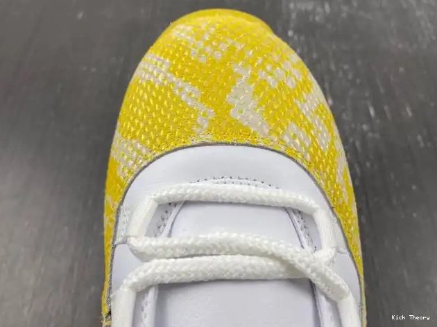 Kick Theory Duluth Jordan Yellow Low WMNS AH7860-107 Snakeskin 11 Air 0219